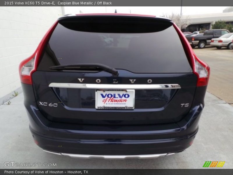 Caspian Blue Metallic / Off Black 2015 Volvo XC60 T5 Drive-E