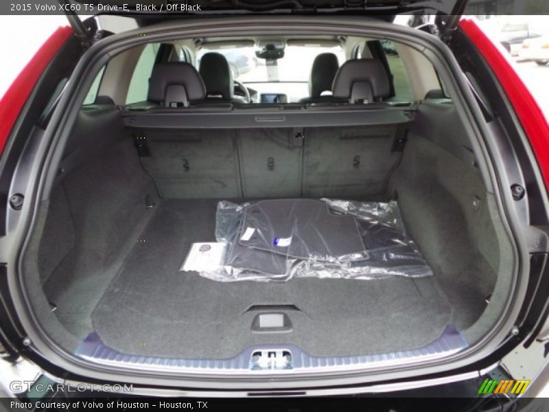 2015 XC60 T5 Drive-E Trunk