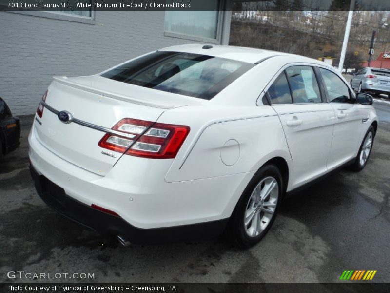 White Platinum Tri-Coat / Charcoal Black 2013 Ford Taurus SEL