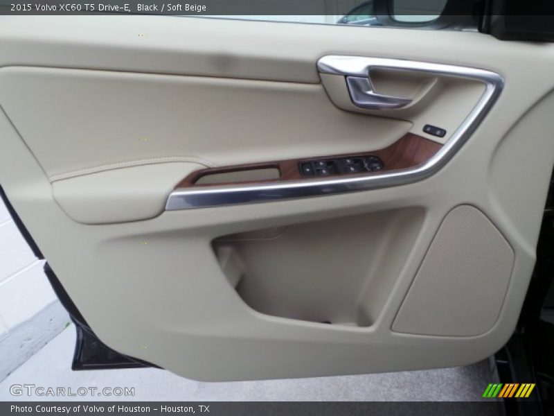 Black / Soft Beige 2015 Volvo XC60 T5 Drive-E