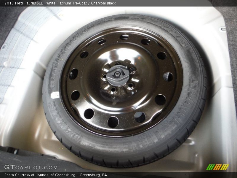 White Platinum Tri-Coat / Charcoal Black 2013 Ford Taurus SEL