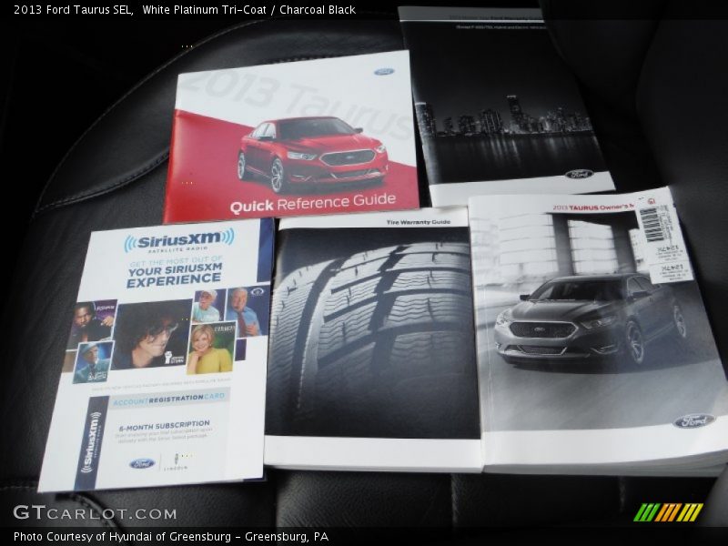 White Platinum Tri-Coat / Charcoal Black 2013 Ford Taurus SEL