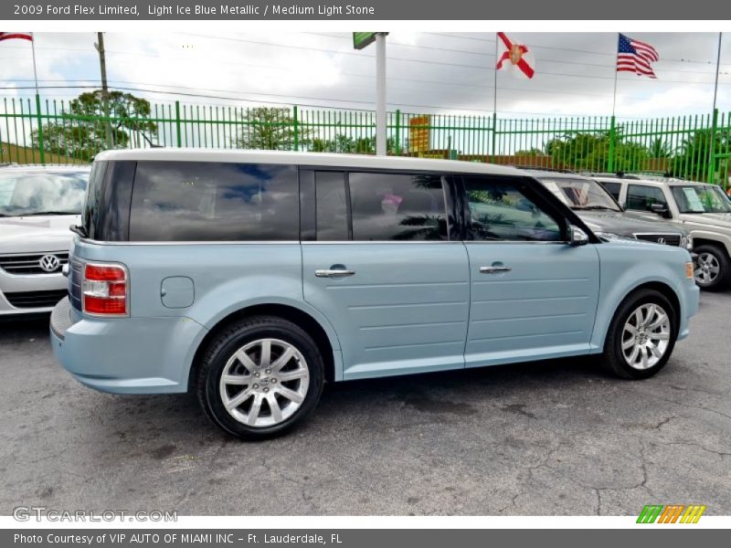 Light Ice Blue Metallic / Medium Light Stone 2009 Ford Flex Limited