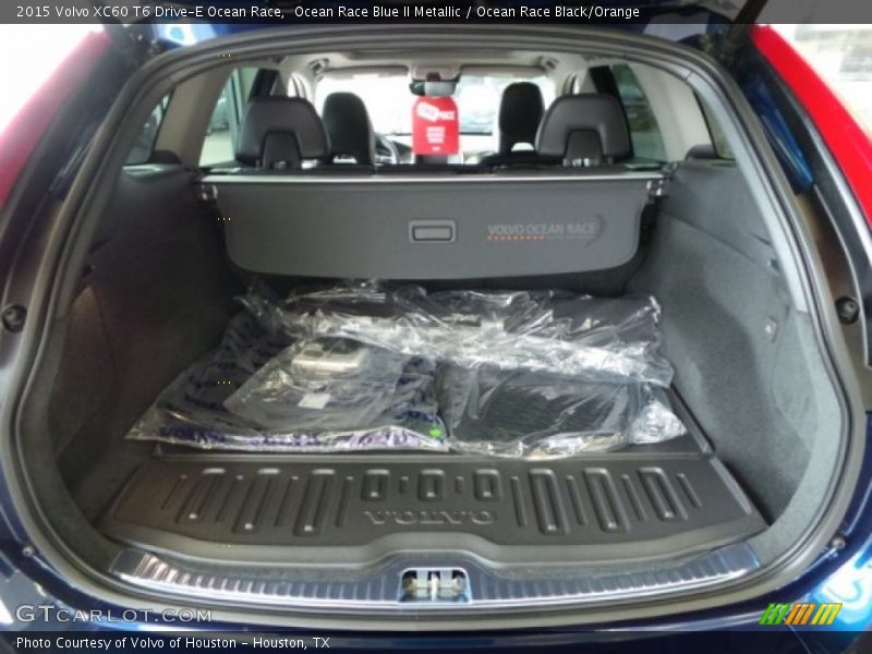  2015 XC60 T6 Drive-E Ocean Race Trunk