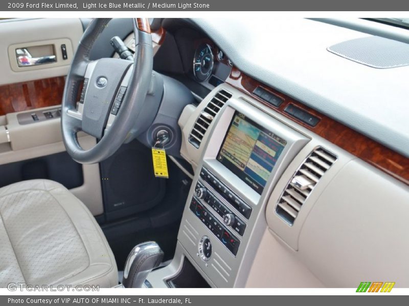 Light Ice Blue Metallic / Medium Light Stone 2009 Ford Flex Limited