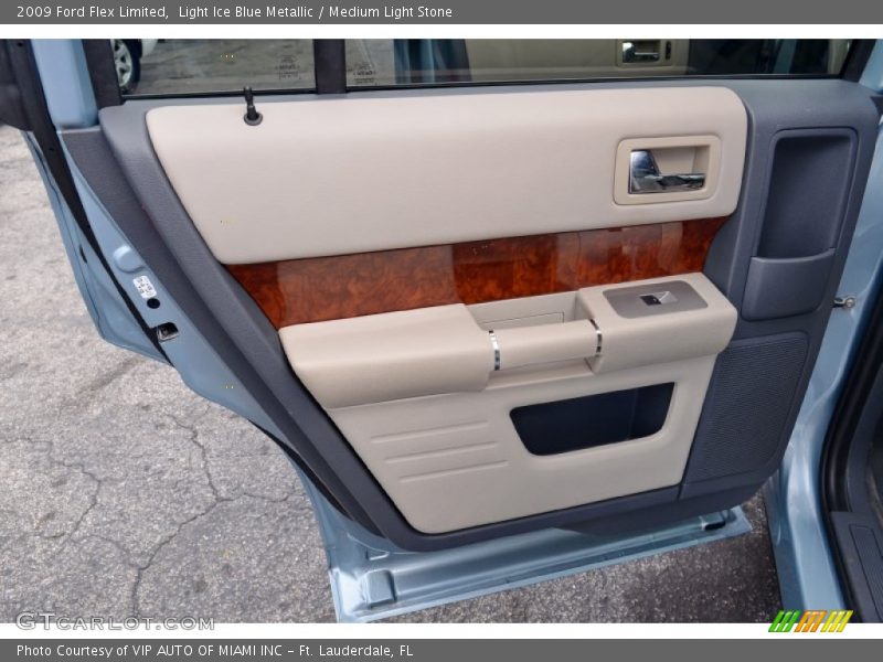 Door Panel of 2009 Flex Limited