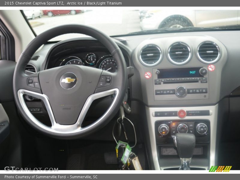 Arctic Ice / Black/Light Titanium 2015 Chevrolet Captiva Sport LTZ