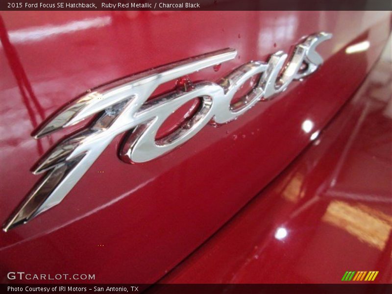 Ruby Red Metallic / Charcoal Black 2015 Ford Focus SE Hatchback