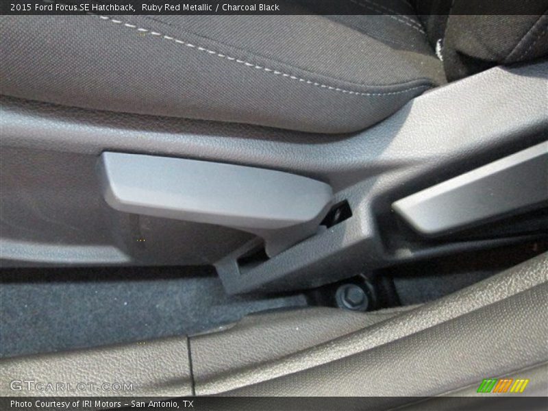 Ruby Red Metallic / Charcoal Black 2015 Ford Focus SE Hatchback