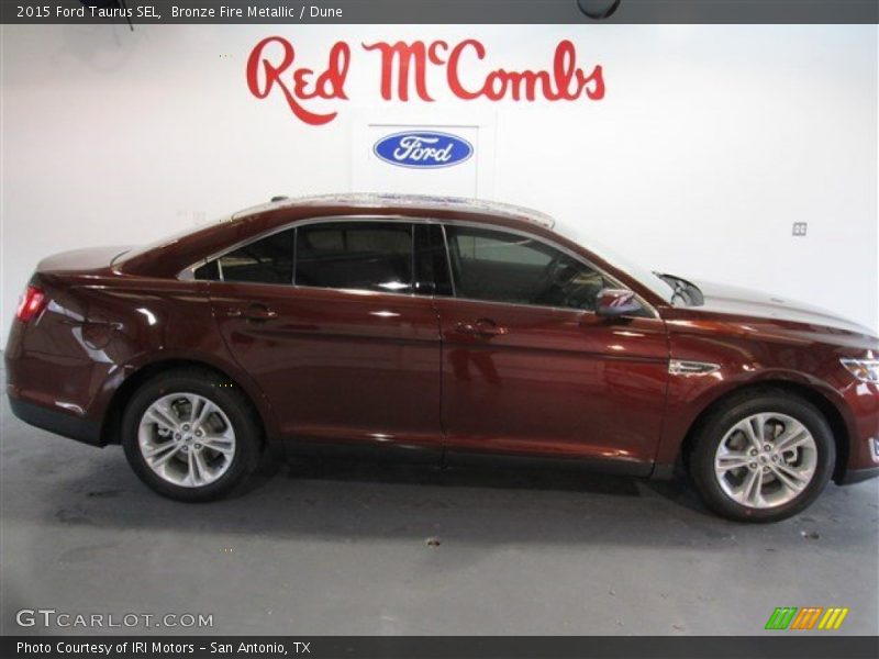 Bronze Fire Metallic / Dune 2015 Ford Taurus SEL