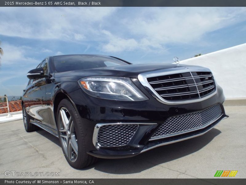 Front 3/4 View of 2015 S 65 AMG Sedan