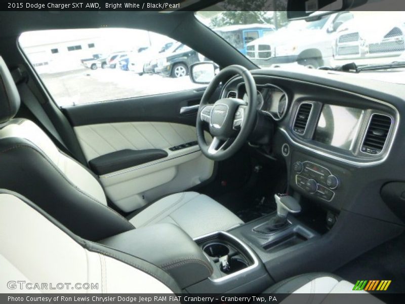 Bright White / Black/Pearl 2015 Dodge Charger SXT AWD