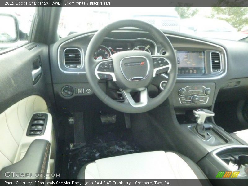 Bright White / Black/Pearl 2015 Dodge Charger SXT AWD