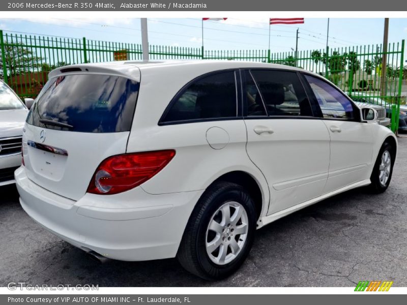 Alabaster White / Macadamia 2006 Mercedes-Benz R 350 4Matic