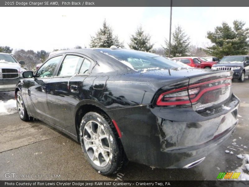 Pitch Black / Black 2015 Dodge Charger SE AWD