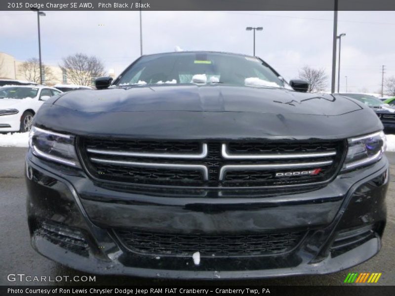 Pitch Black / Black 2015 Dodge Charger SE AWD