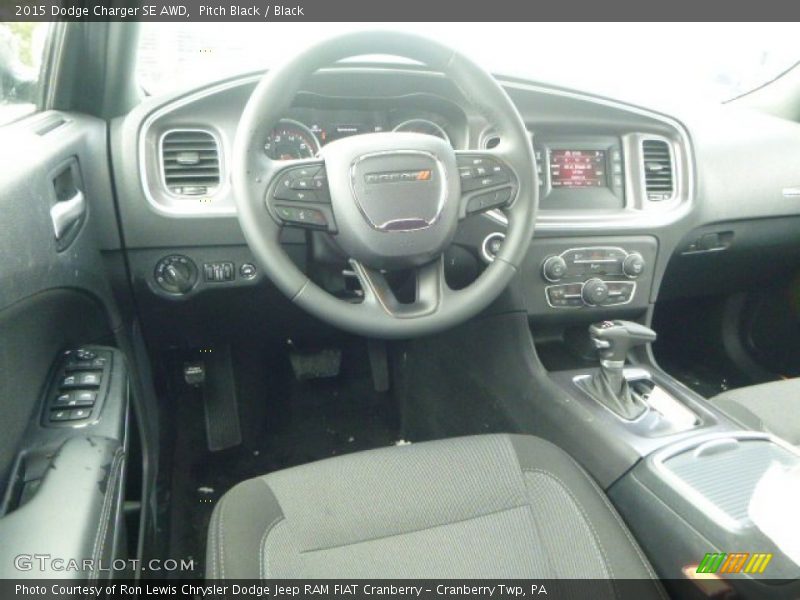 Pitch Black / Black 2015 Dodge Charger SE AWD