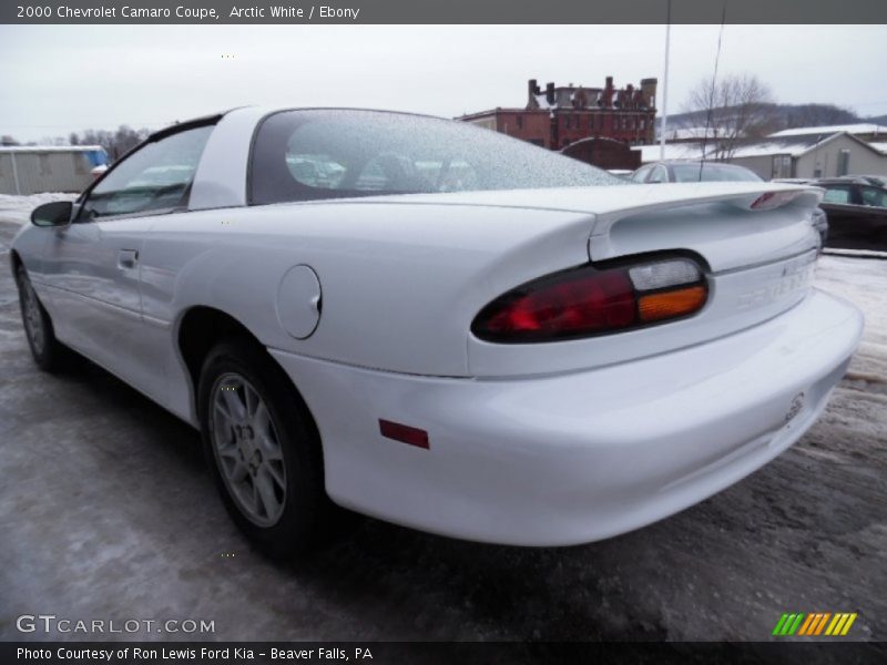 Arctic White / Ebony 2000 Chevrolet Camaro Coupe