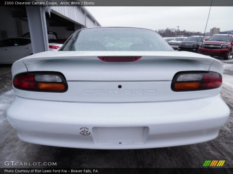 Arctic White / Ebony 2000 Chevrolet Camaro Coupe