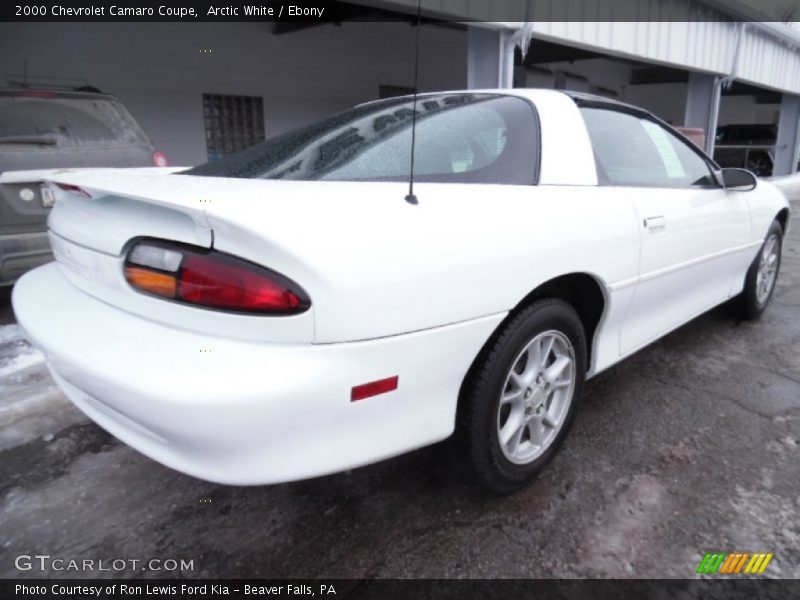 Arctic White / Ebony 2000 Chevrolet Camaro Coupe