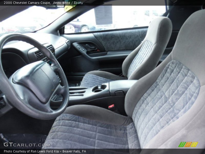 Arctic White / Ebony 2000 Chevrolet Camaro Coupe