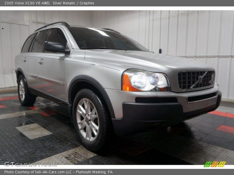 Silver Metallic / Graphite 2005 Volvo XC90 V8 AWD