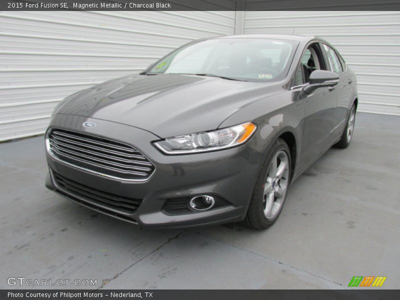 Magnetic Metallic / Charcoal Black 2015 Ford Fusion SE
