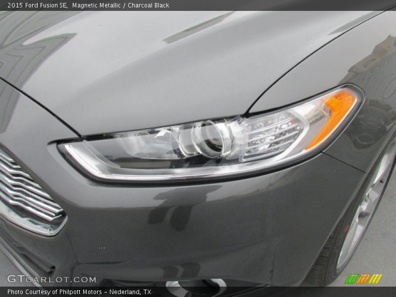 Magnetic Metallic / Charcoal Black 2015 Ford Fusion SE