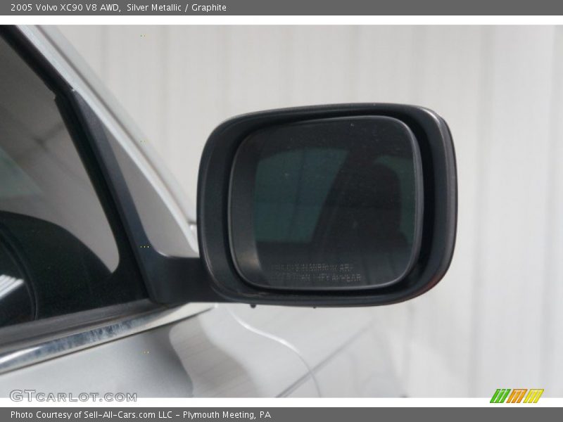 Silver Metallic / Graphite 2005 Volvo XC90 V8 AWD