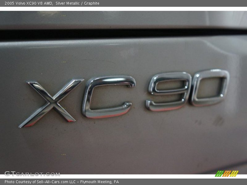  2005 XC90 V8 AWD Logo