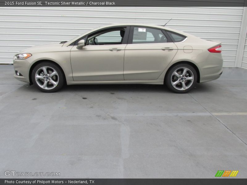 Tectonic Silver Metallic / Charcoal Black 2015 Ford Fusion SE