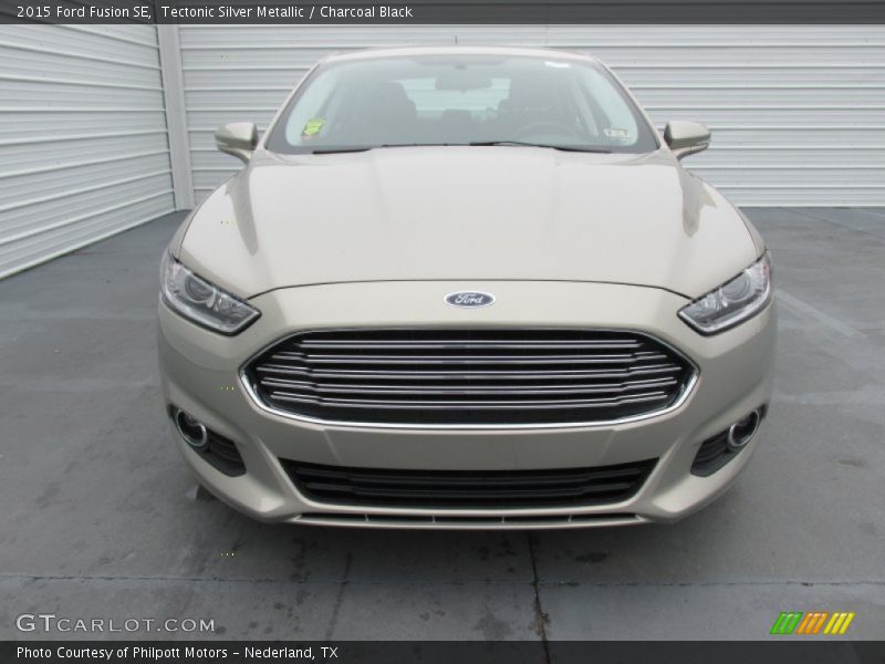 Tectonic Silver Metallic / Charcoal Black 2015 Ford Fusion SE