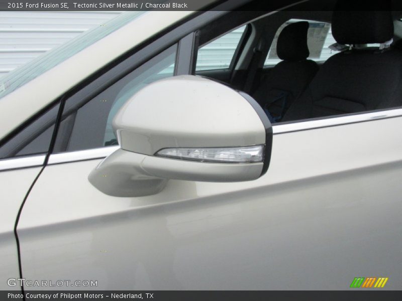 Tectonic Silver Metallic / Charcoal Black 2015 Ford Fusion SE