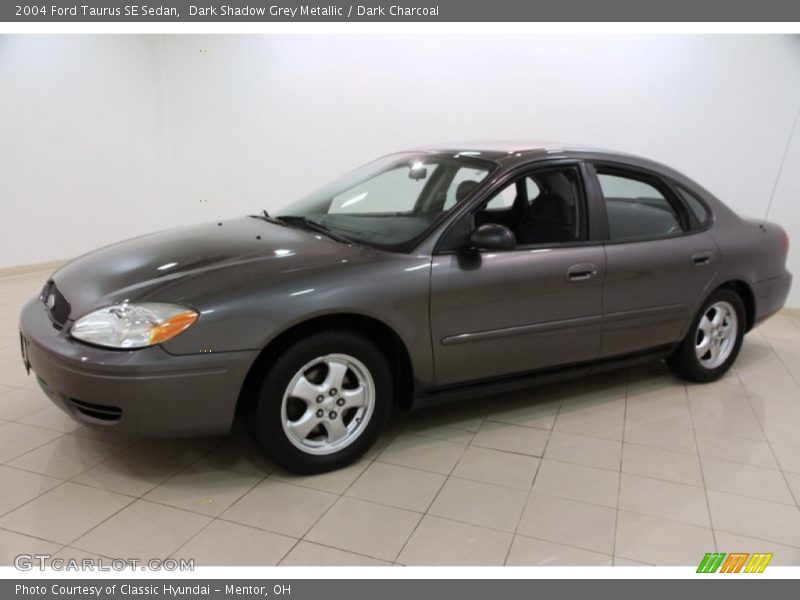 Dark Shadow Grey Metallic / Dark Charcoal 2004 Ford Taurus SE Sedan