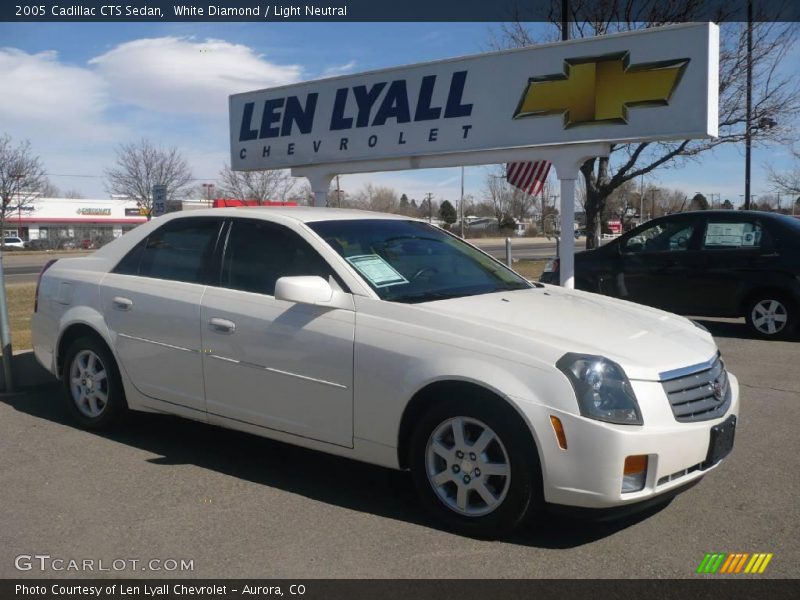 White Diamond / Light Neutral 2005 Cadillac CTS Sedan