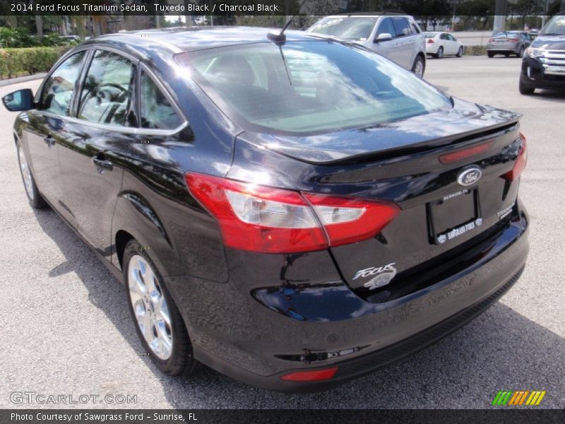 Tuxedo Black / Charcoal Black 2014 Ford Focus Titanium Sedan