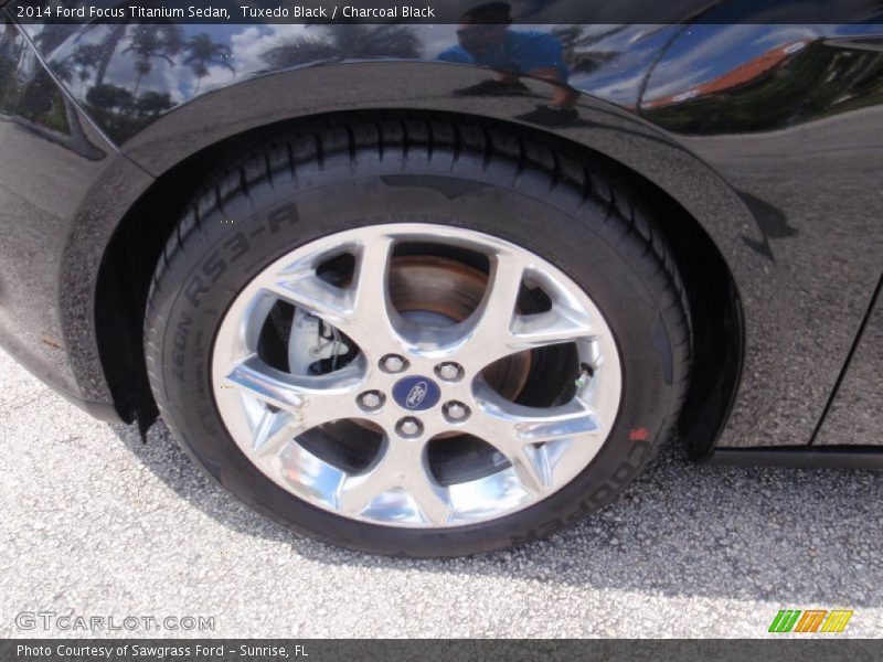 Tuxedo Black / Charcoal Black 2014 Ford Focus Titanium Sedan