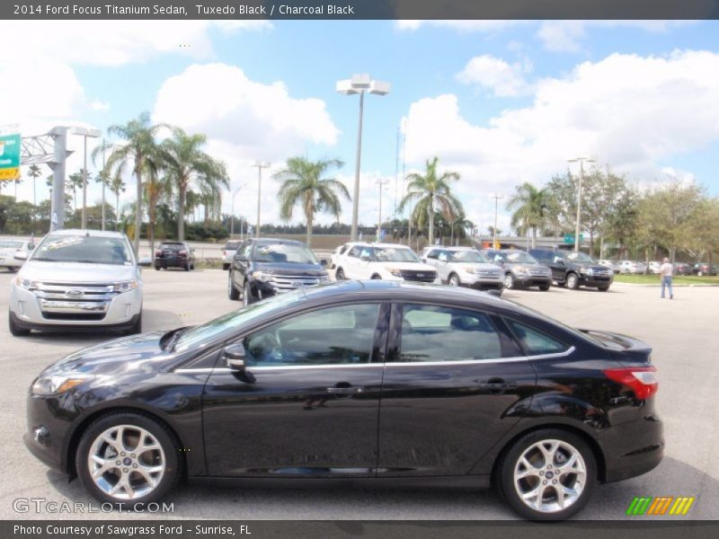 Tuxedo Black / Charcoal Black 2014 Ford Focus Titanium Sedan
