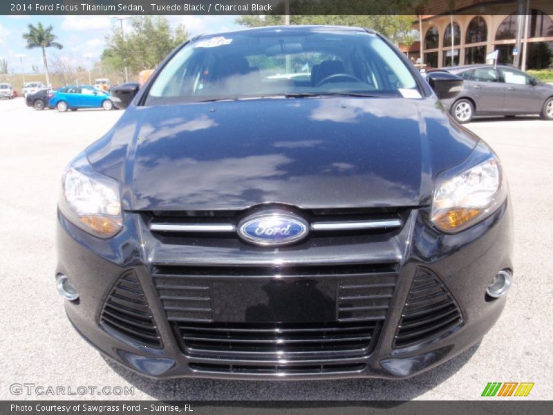 Tuxedo Black / Charcoal Black 2014 Ford Focus Titanium Sedan