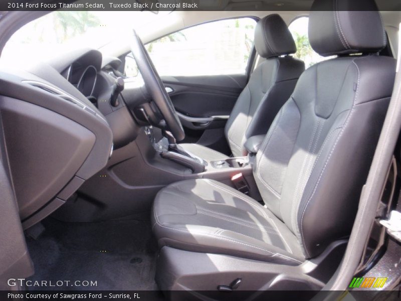 Tuxedo Black / Charcoal Black 2014 Ford Focus Titanium Sedan