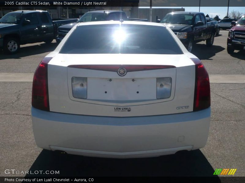 White Diamond / Light Neutral 2005 Cadillac CTS Sedan