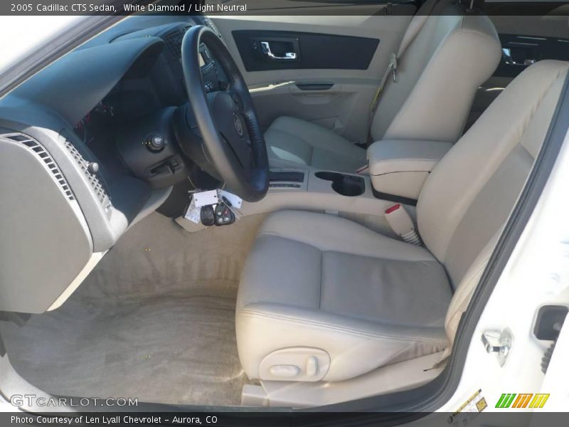 White Diamond / Light Neutral 2005 Cadillac CTS Sedan