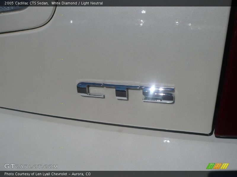 White Diamond / Light Neutral 2005 Cadillac CTS Sedan