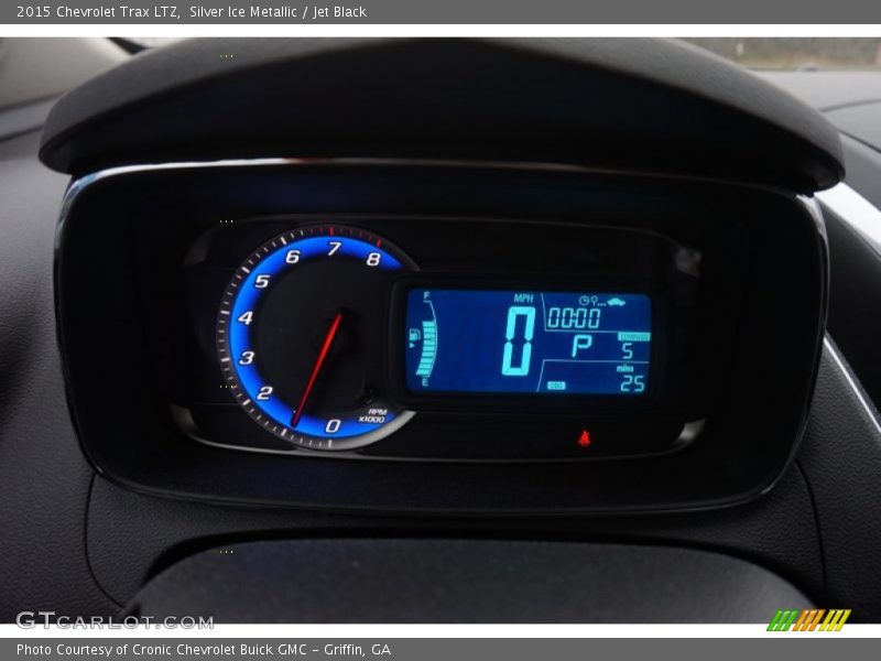 Silver Ice Metallic / Jet Black 2015 Chevrolet Trax LTZ