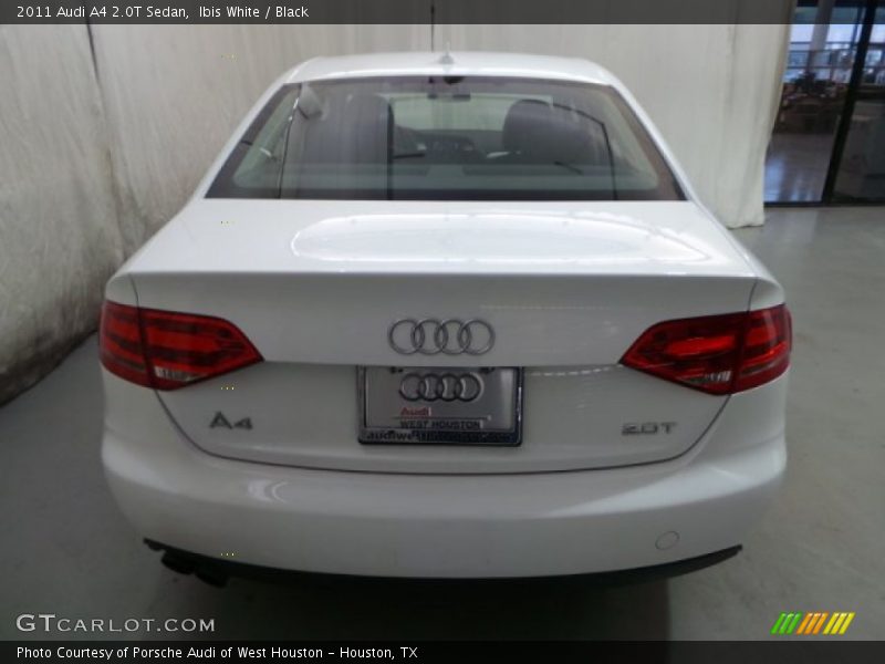 Ibis White / Black 2011 Audi A4 2.0T Sedan