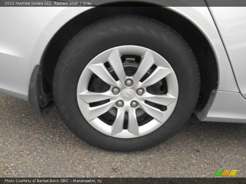 Radiant Silver / Gray 2013 Hyundai Sonata GLS
