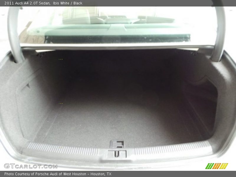 Ibis White / Black 2011 Audi A4 2.0T Sedan