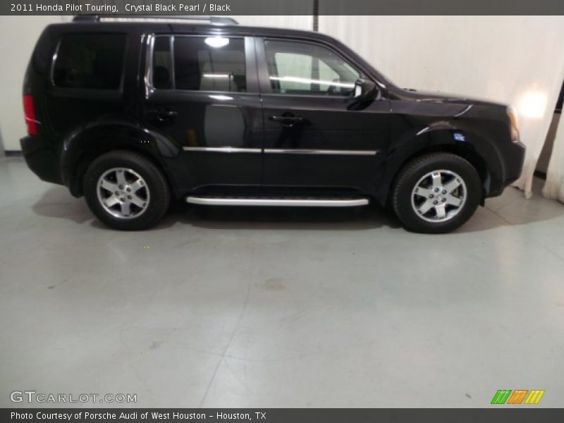 Crystal Black Pearl / Black 2011 Honda Pilot Touring
