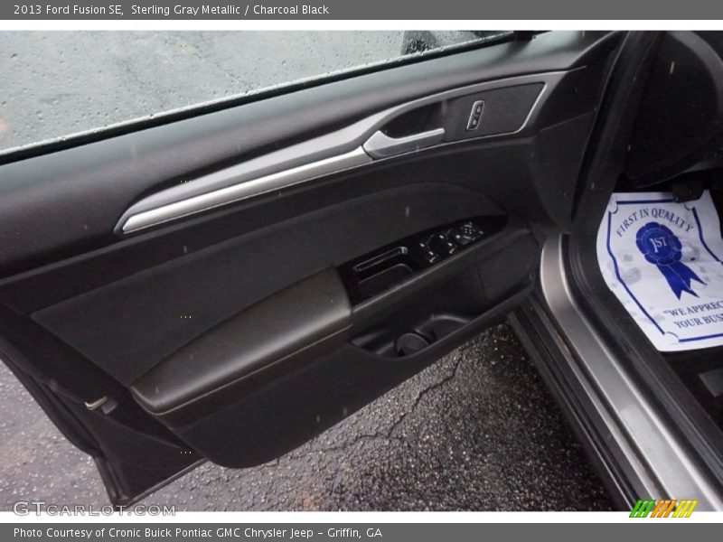Sterling Gray Metallic / Charcoal Black 2013 Ford Fusion SE