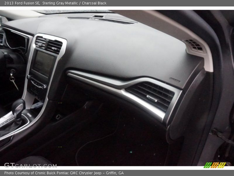 Sterling Gray Metallic / Charcoal Black 2013 Ford Fusion SE